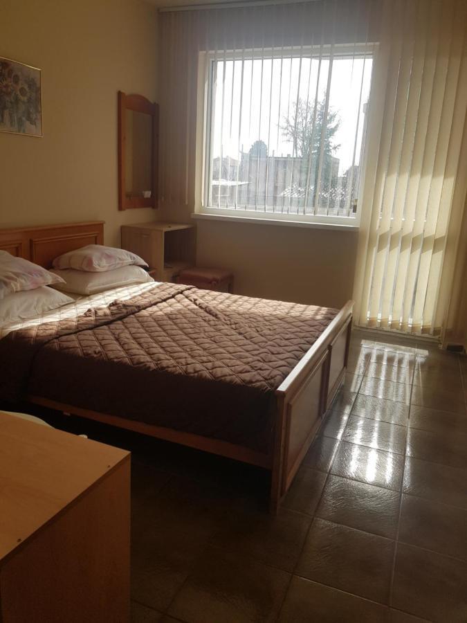 Dvete Brezi Hotel Burgas Luaran gambar