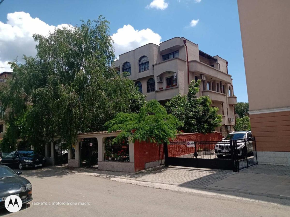 Dvete Brezi Hotel Burgas Luaran gambar