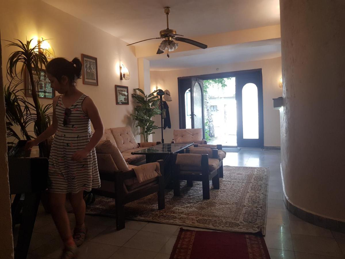 Dvete Brezi Hotel Burgas Luaran gambar